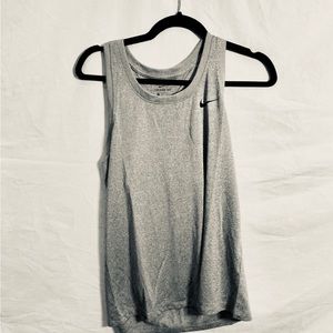 NWT Women’a Nike Dri Fit Training Racerback Tank Top Size Small